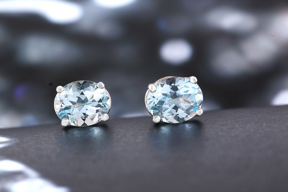 Edelstahl vs. Gold vs. Silber: welches Schmuckmaterial ist das richtige?