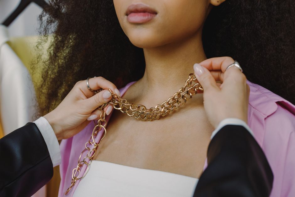 Edelstahl-Schmuck pflegen: 316L richtig reinigen & schützen